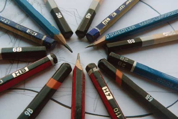 quality pencil for artist